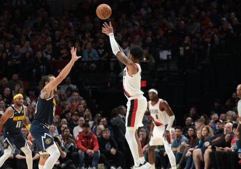 华体会APP-西蒙斯单节6记三分射穿掘金 开拓者4连胜暂登顶峰